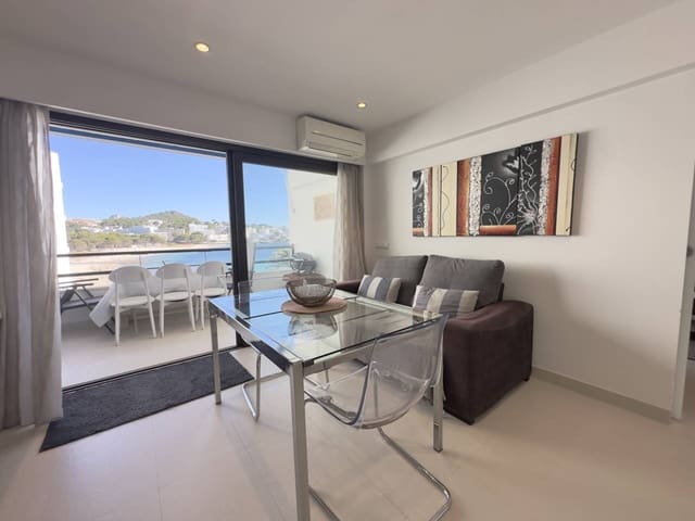 Appartement de 2 chambres à louer à Calvià - 2 800 € (Ref: 9900019)