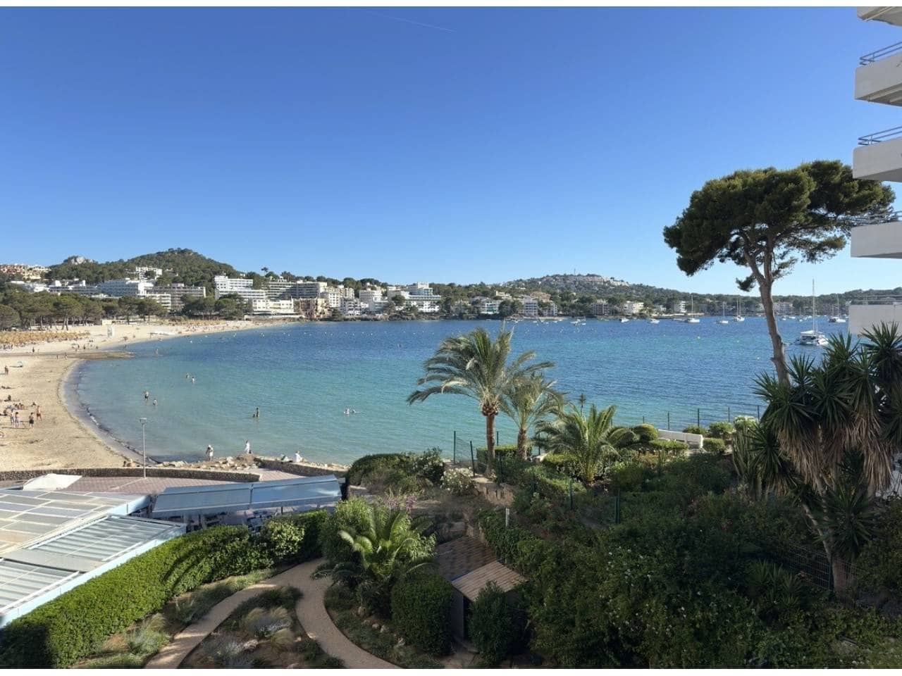 Appartement de 2 chambres à louer à Calvia - 2 800 € (Ref: 9900019)
