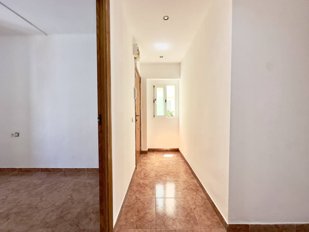 3 bedroom Flat for sale in Palma de Mallorca - € 309,000 (Ref: 9921584)