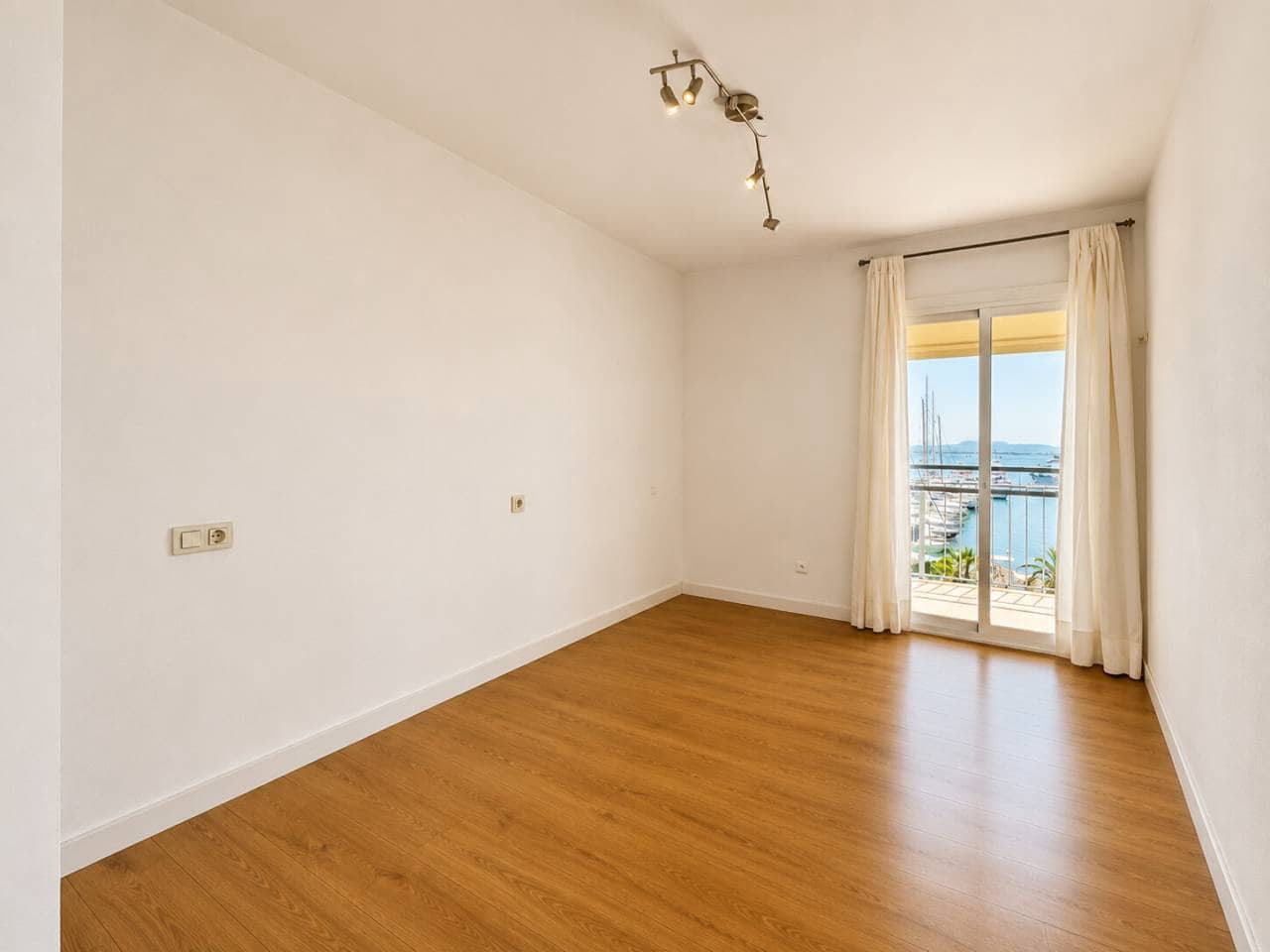 4 chambre Appartement à vendre à Palma de Mallorca avec garage - 1 500 000 € (Ref: 9926610)