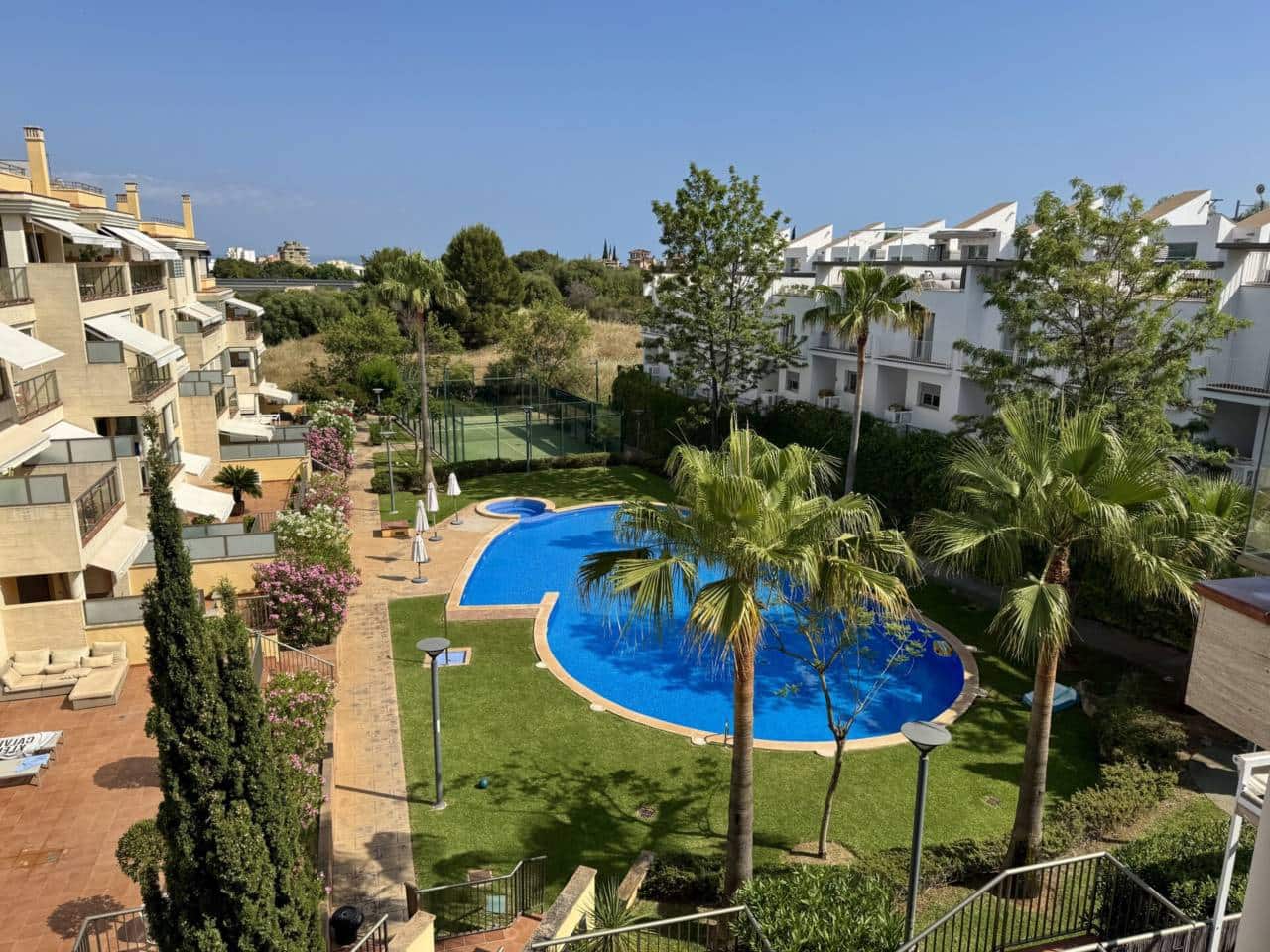 3 bedroom Flat for rent in Palma de Mallorca with pool garage - € 2,150 (Ref: 9926611)