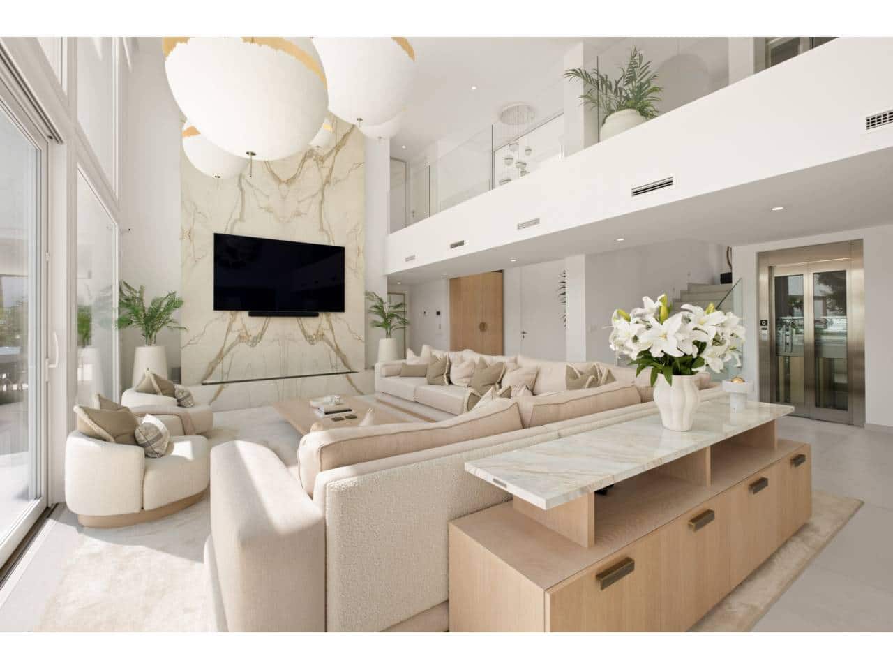 4 bedroom Villa for sale in Ojen with pool garage - € 3,650,000 (Ref: 9928632)