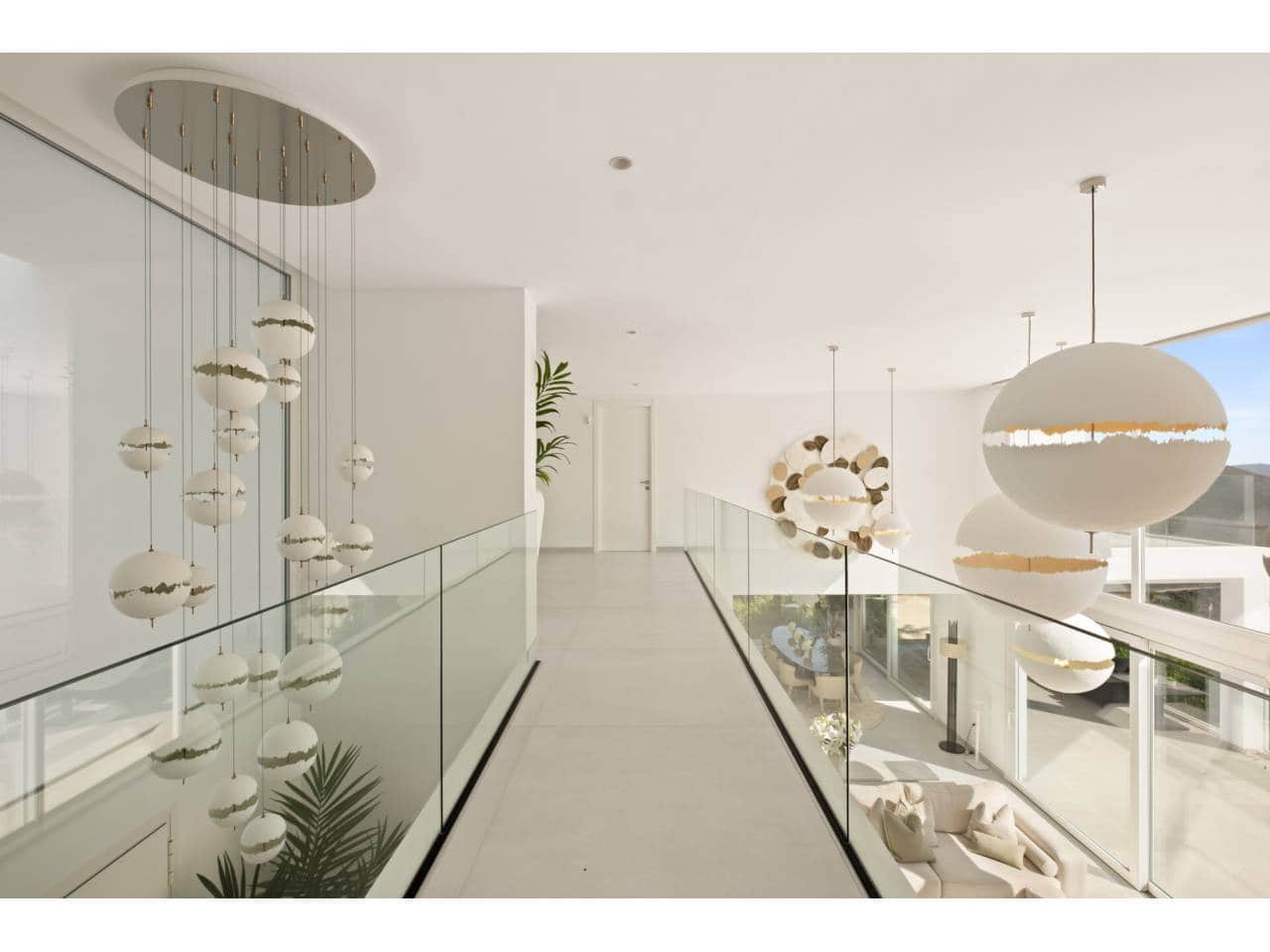 4 bedroom Villa for sale in Ojen with pool garage - € 3,650,000 (Ref: 9928632)