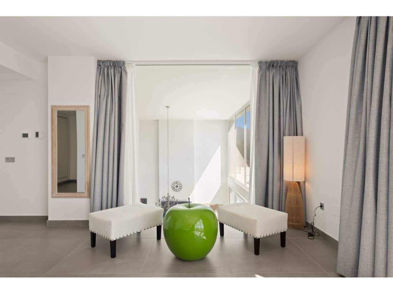 5 bedroom Villa for sale in Ojen with pool garage - € 3,300,000 (Ref: 9928633)