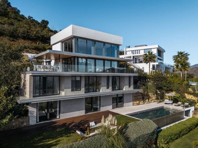 Chalet de 6 habitaciones en Ojen en venta con piscina garaje - 3.850.000 € (Ref: 9928634)