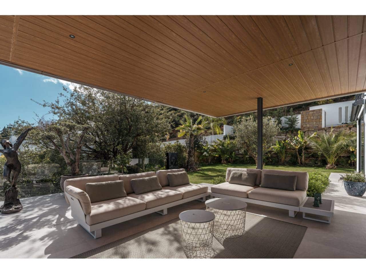 6 bedroom Villa for sale in Ojen with pool garage - € 3,850,000 (Ref: 9928634)