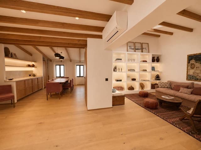 2 soveværelse Penthouse til salg i Palma de Mallorca - € 1.290.000 (Ref: 9949392)