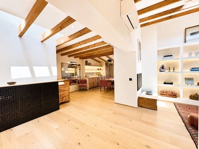 2 soveværelse Penthouse til salg i Palma de Mallorca - € 1.290.000 (Ref: 9949392)