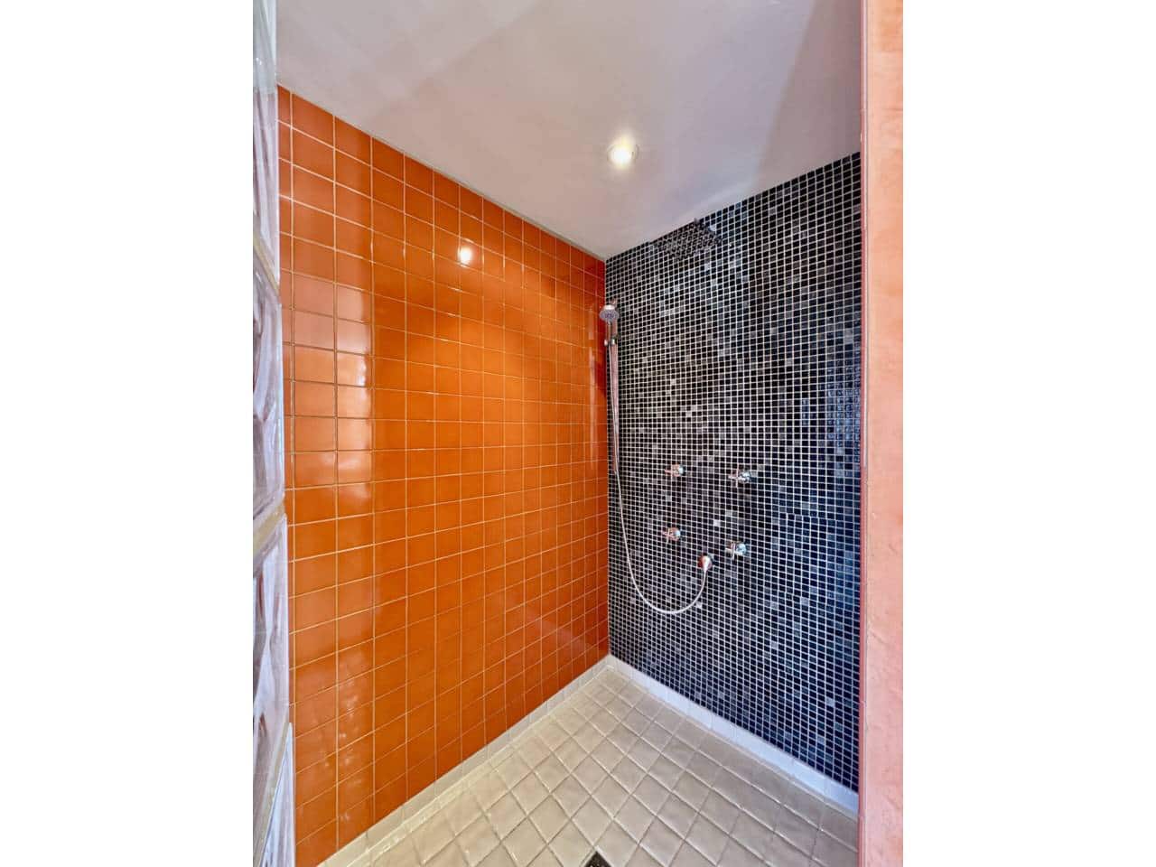 2 bedroom Penthouse for sale in Palma de Mallorca with garage - € 970,000 (Ref: 9954671)