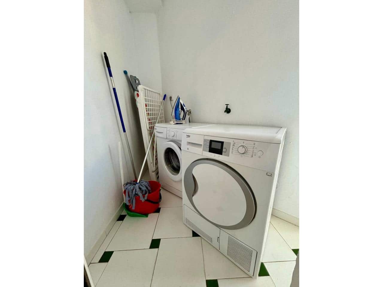 2 quarto Apartamento para arrendar em Elviria com piscina garagem - 1 750 € (Ref: 9984191)
