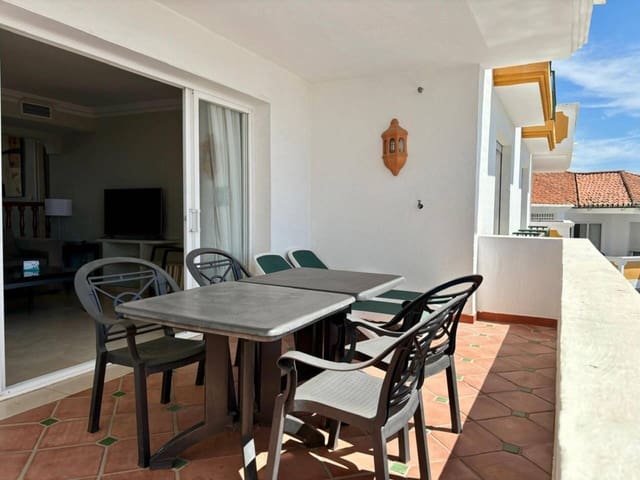 2 quarto Apartamento para arrendar em Elviria, Marbella com piscina garagem - 1 750 € (Ref: 9984191)