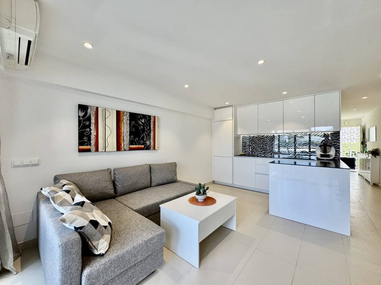 1 camera da letto Appartamento da affittare in Santa Ponsa con garage - 1.500 € (Rif: 9993917)