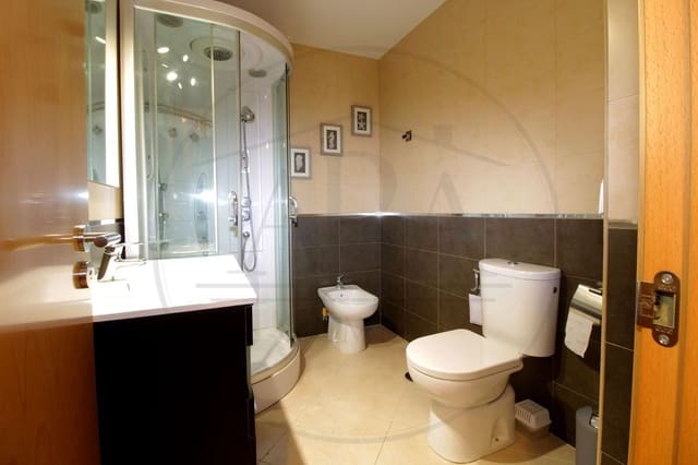 1 bedroom Apartment for rent in Zona Puerto Deportivo, Fuengirola with garage - € 850 (Ref: 6515397)