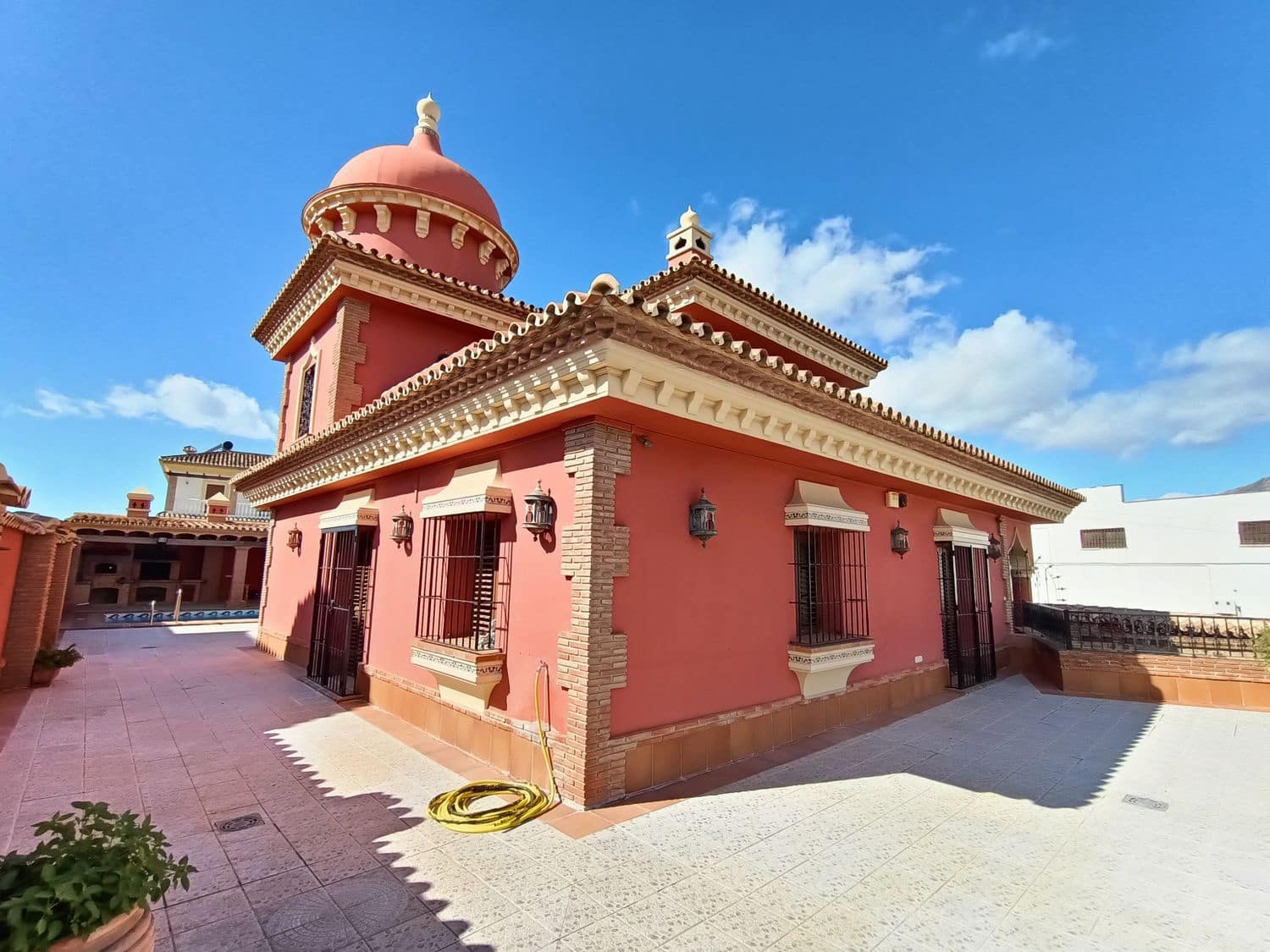 3 soverom Villa til salgs i Mijas med svømmebasseng garasje - € 975 000 (Ref: 8594774)