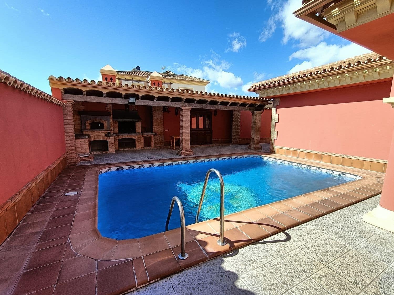 3 soverom Villa til salgs i Mijas med svømmebasseng garasje - € 975 000 (Ref: 8594774)