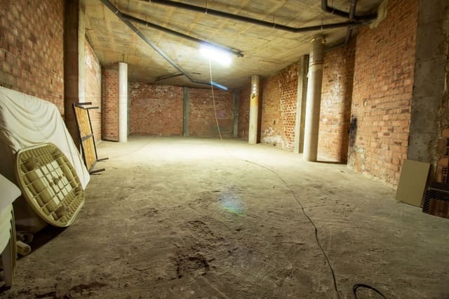 Erhverv til leje i Zona Puerto Deportivo, Fuengirola - € 2.000 (Ref: 8612060)