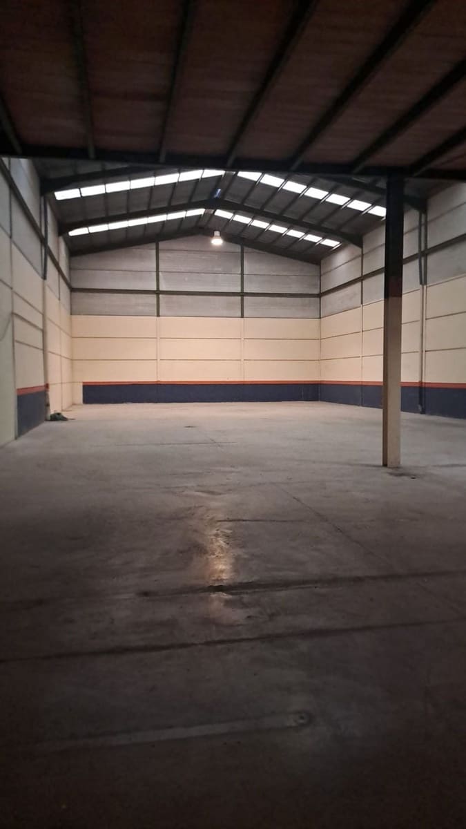 Commercial for rent in Torremolinos - € 2,400 (Ref: 8713220)