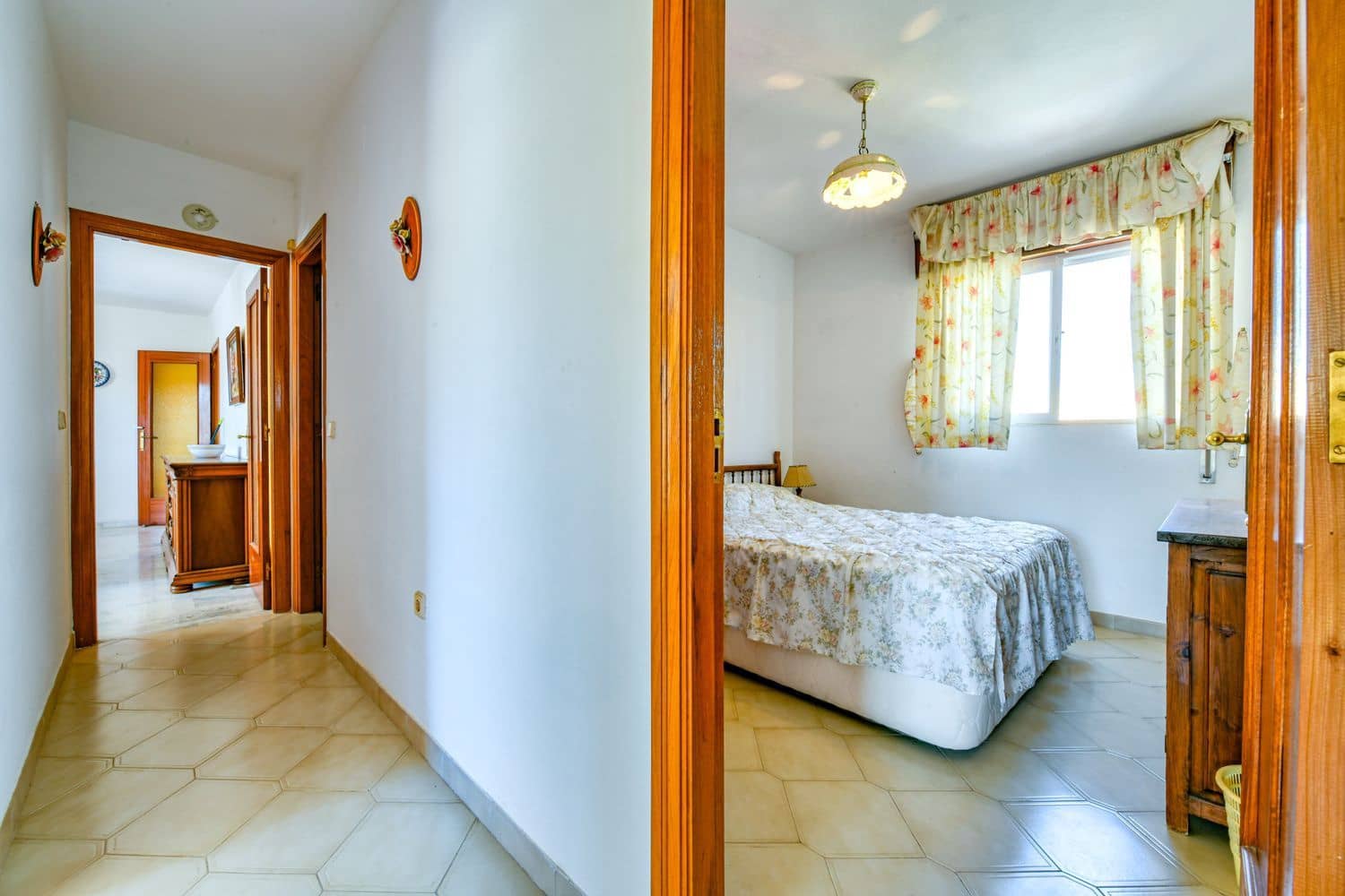 4 bedroom Apartment for sale in Fuengirola with pool garage - € 350,000 (Ref: 9109858)