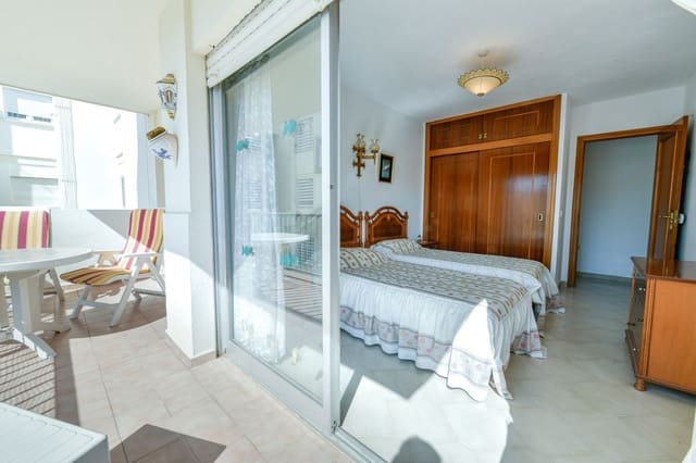 4 bedroom Apartment for sale in Castillo Sohail, Fuengirola with pool garage - € 350,000 (Ref: 9109858)