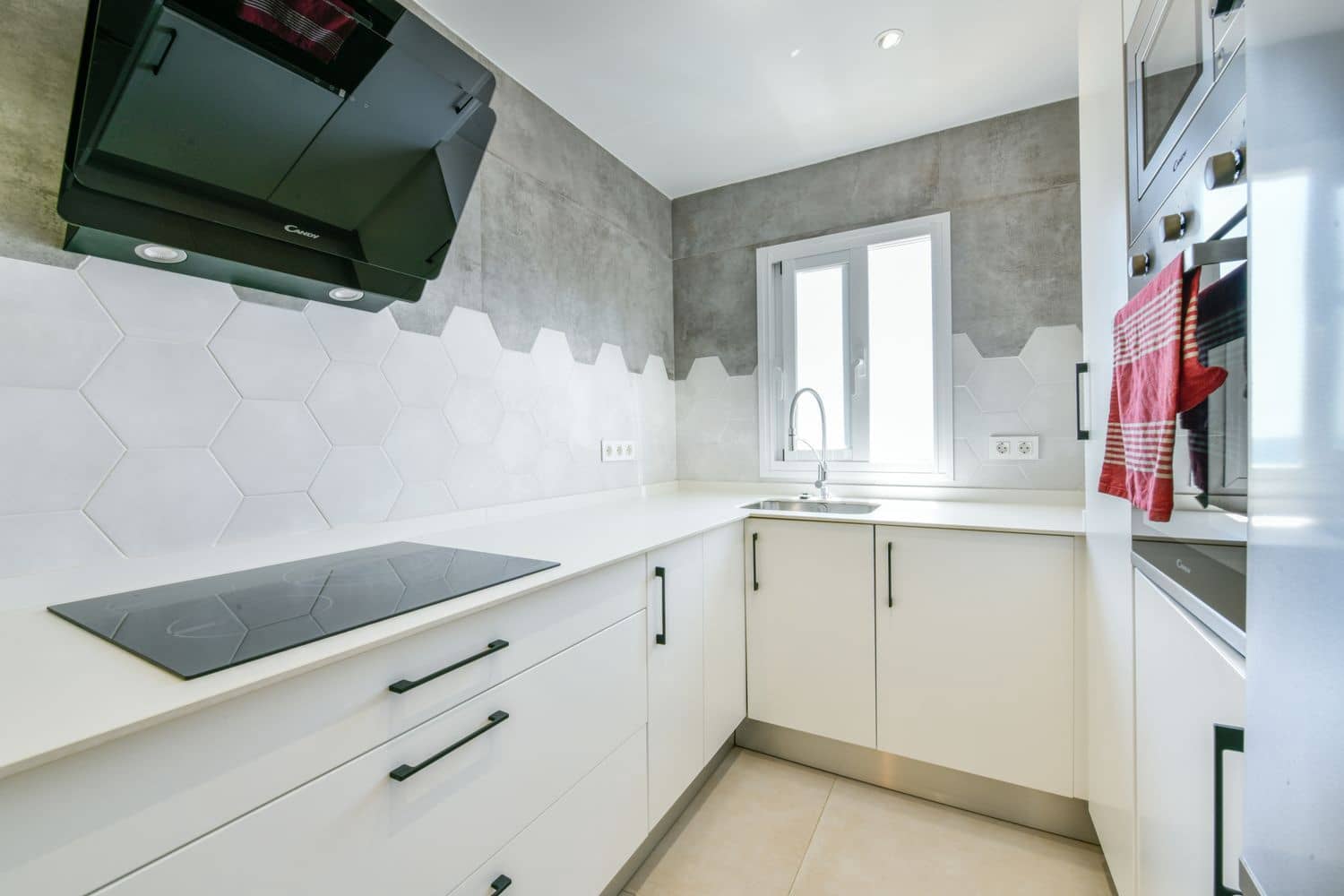 2 soverom Leilighet til salgs i Fuengirola med garasje - € 540 000 (Ref: 9118415)