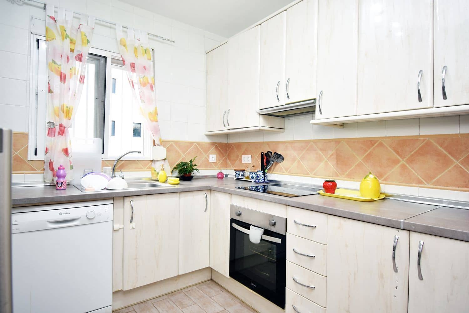 3 soverom Leilighet til salgs i Fuengirola med garasje - € 275 000 (Ref: 9321467)