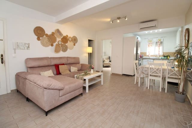 3 soverom Leilighet til salgs i Zona Puerto Deportivo, Fuengirola med garasje - € 275 000 (Ref: 9321467)