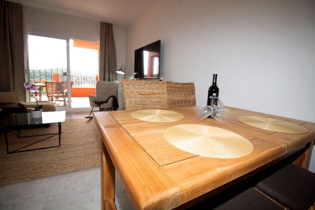 2 bedroom Apartment for rent in La Reserva, Marbella with pool garage - € 1,000 (Ref: 9426704)