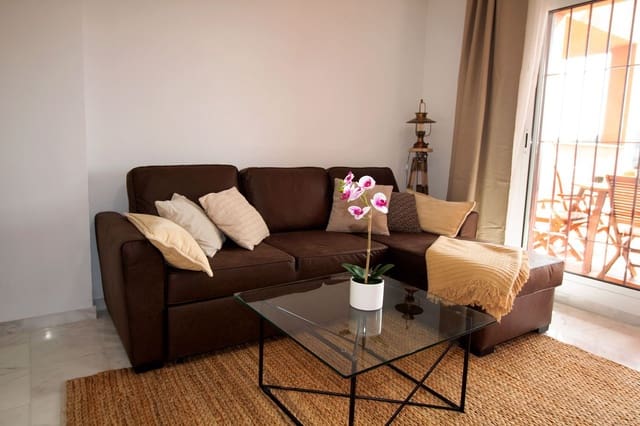 2 bedroom Apartment for rent in La Reserva, Marbella with pool garage - € 1,000 (Ref: 9426704)