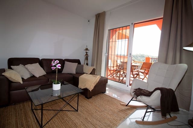 2 bedroom Apartment for rent in La Reserva, Marbella with pool garage - € 1,000 (Ref: 9426704)