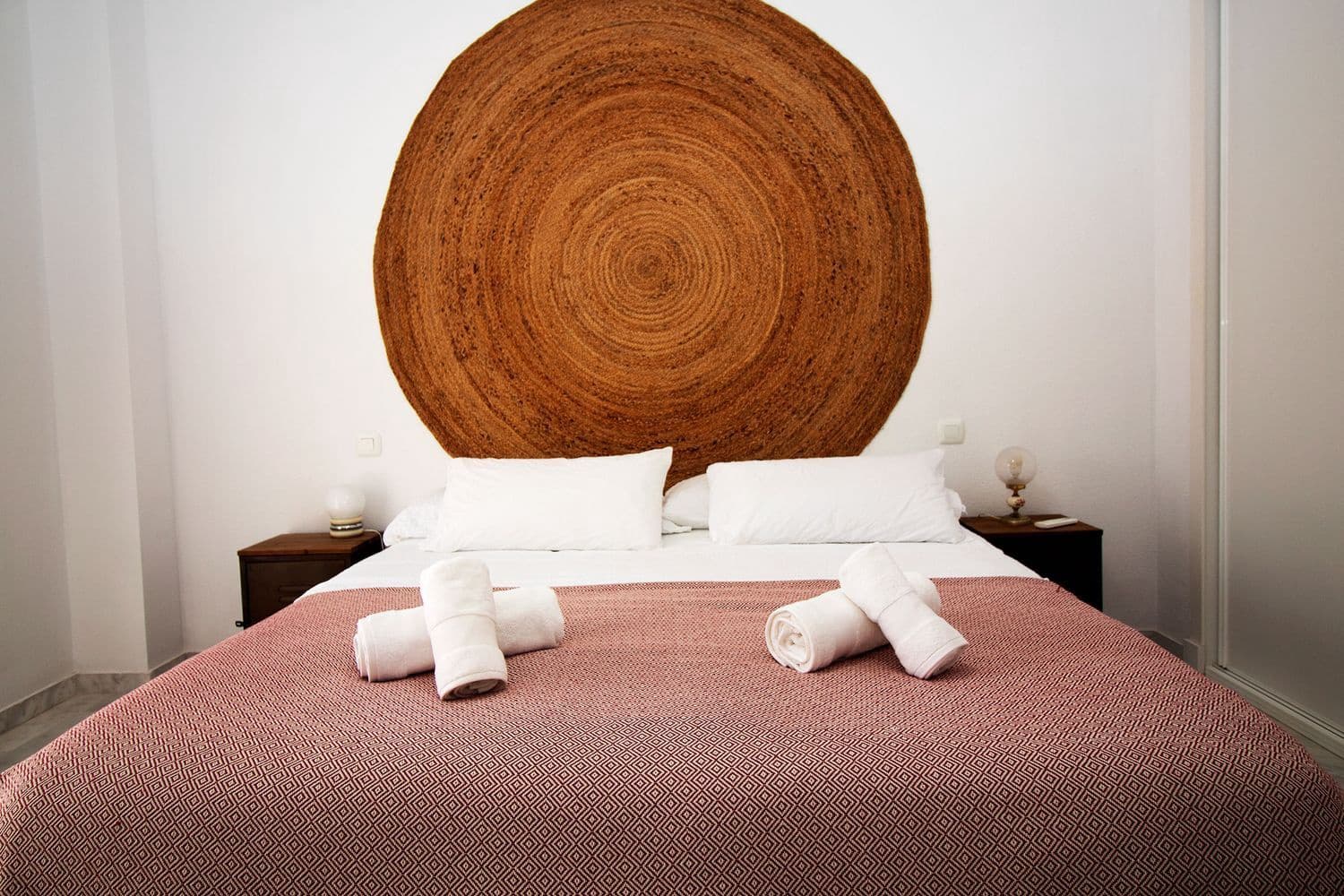 2 bedroom Apartment for rent in La Reserva with pool garage - € 1,000 (Ref: 9426704)