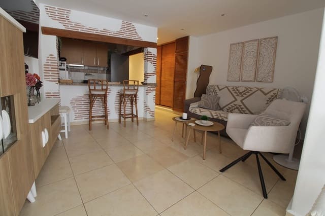 1 soveværelse Lejlighed til leje i Sitio de Calahonda, Mijas med swimmingpool garage - € 1.100 (Ref: 9429368)