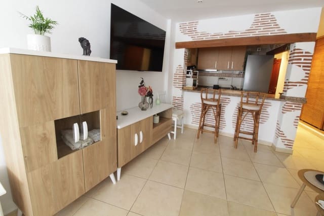 1 soveværelse Lejlighed til leje i Sitio de Calahonda, Mijas med swimmingpool garage - € 1.100 (Ref: 9429368)