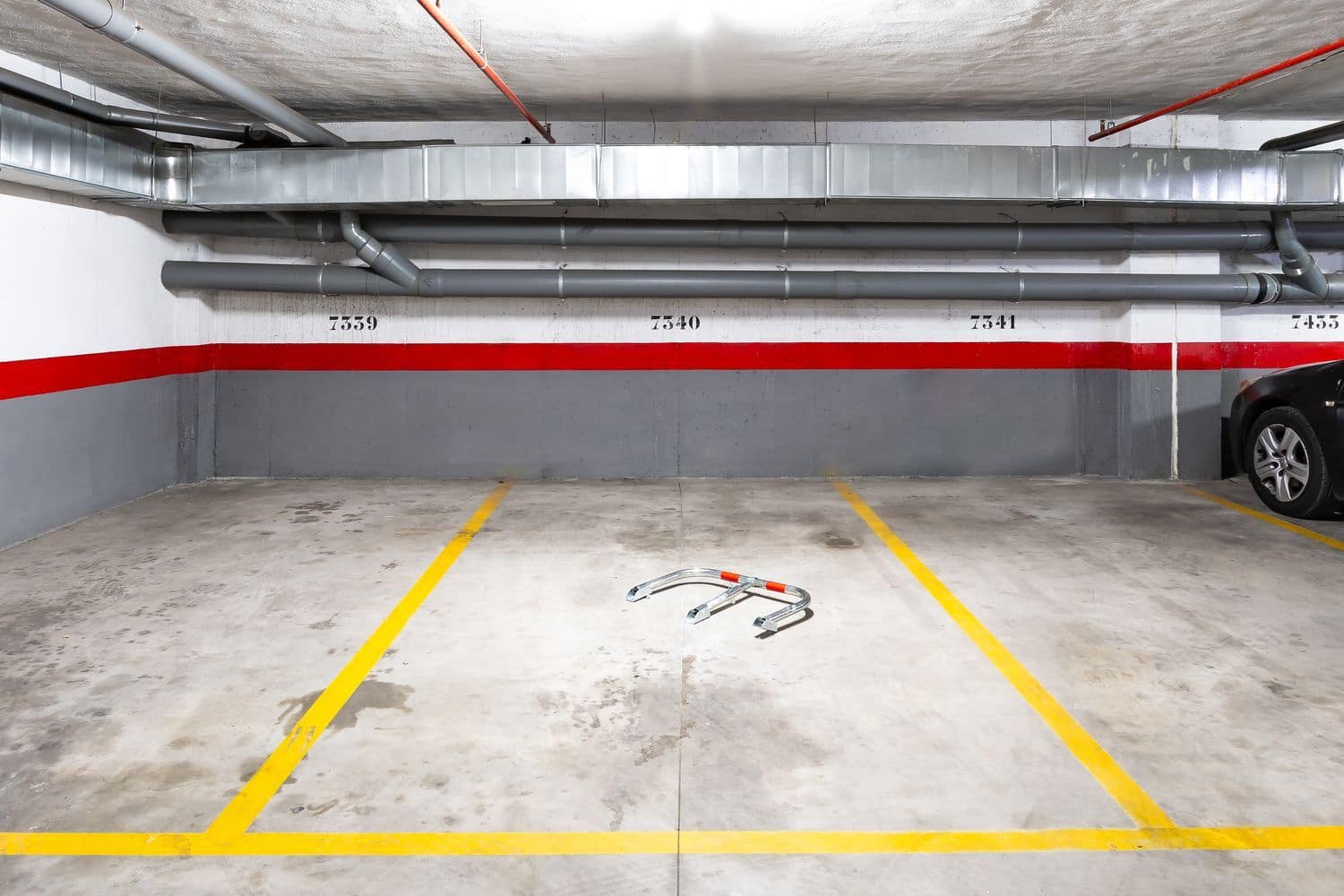 2 bedroom Apartment for rent in La Reserva with pool garage - € 1,000 (Ref: 9432857)