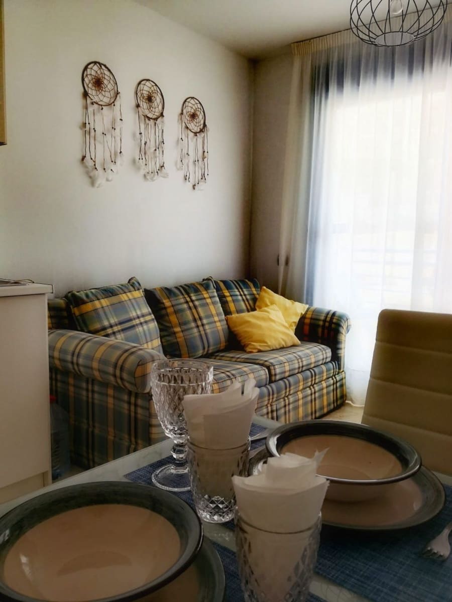 1 soverom Leilighet til salgs i Torrequebrada med svømmebasseng garasje - € 245 000 (Ref: 9445559)