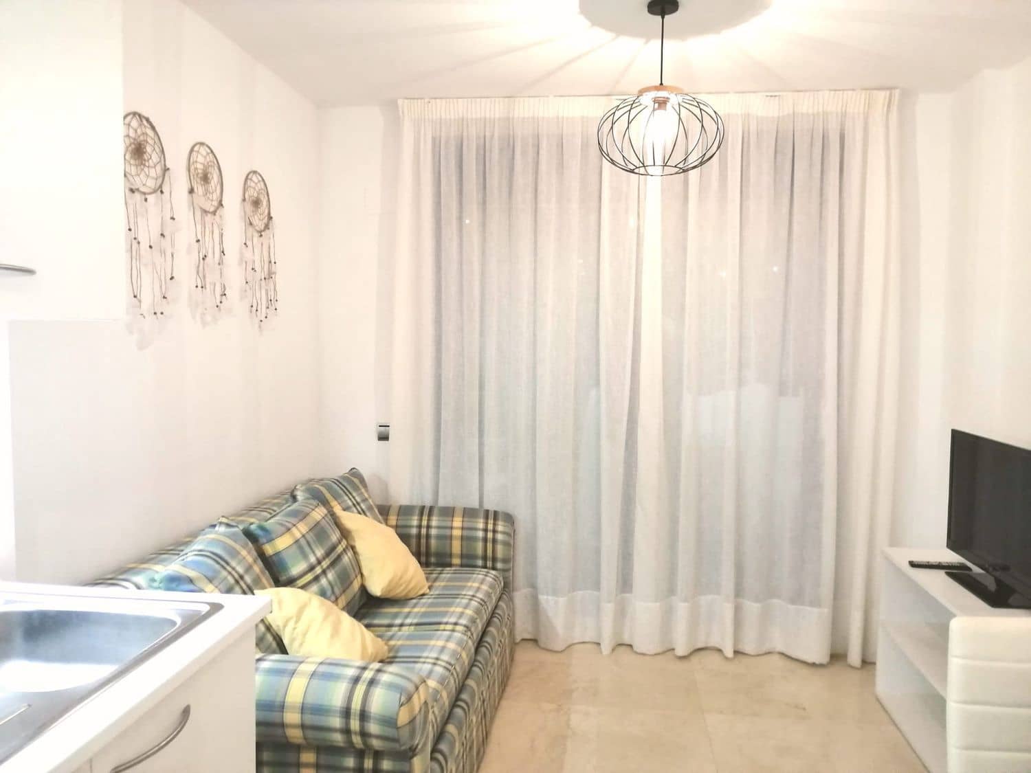 1 soverom Leilighet til salgs i Torrequebrada med svømmebasseng garasje - € 245 000 (Ref: 9445559)