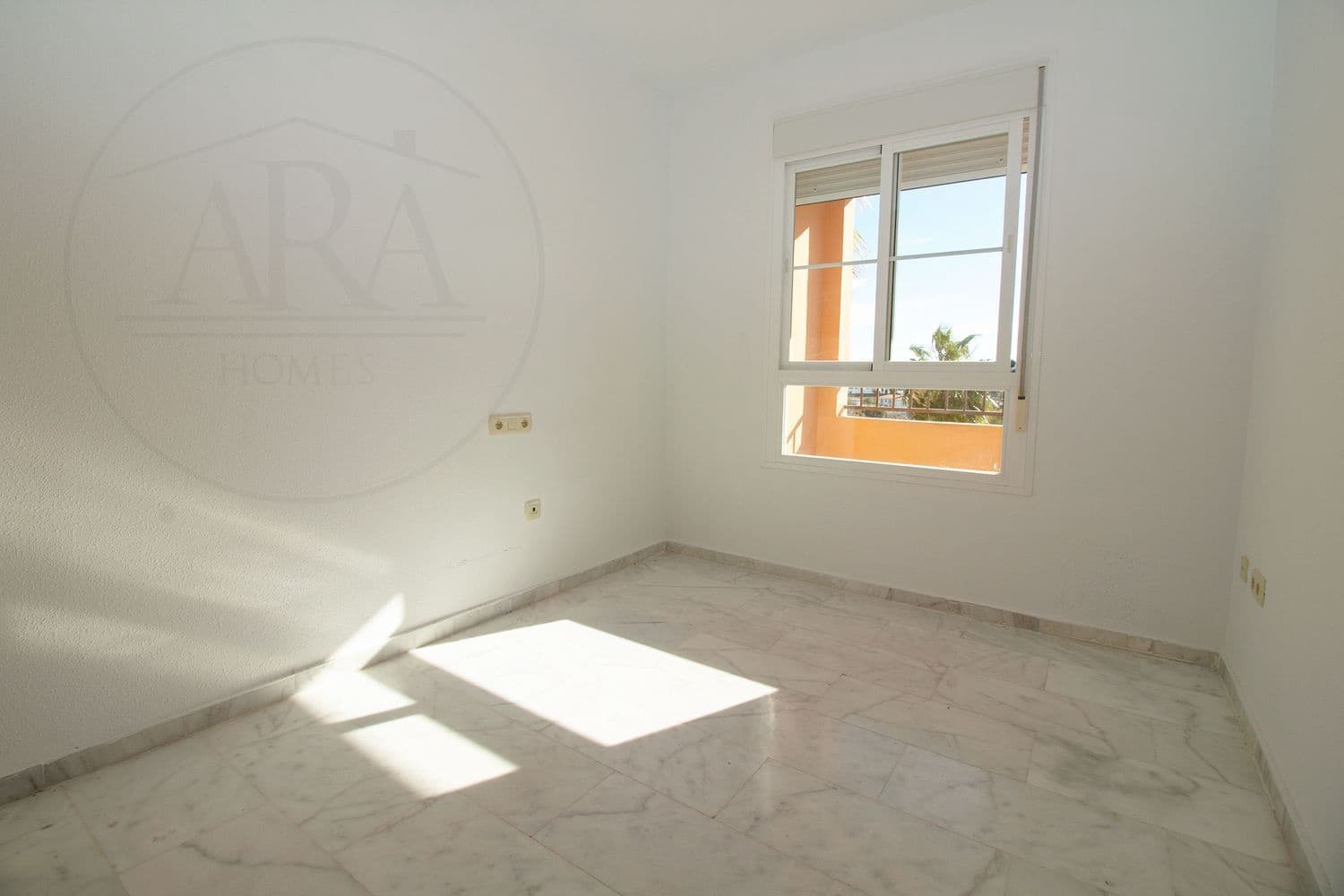 2 sovrum Lägenhet att hyra i Fuengirola med pool garage - 1 200 € (Ref: 9525908)