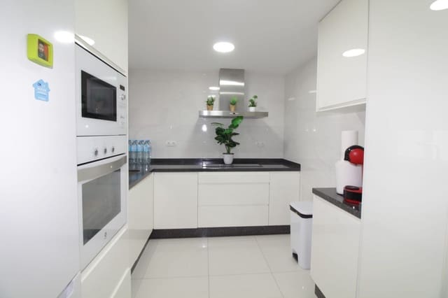 2 sypialnia Apartament na sprzedaż w Centro ciudad, Fuengirola z garażem - 395 000 € (Ref: 9570319)