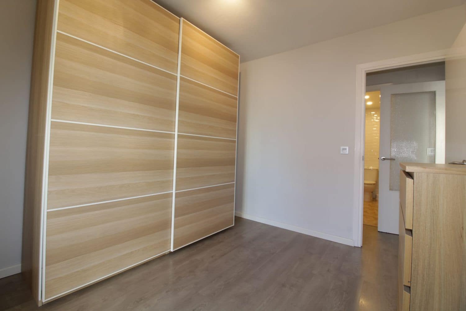 3 bedroom Apartment for rent in Malaga city with garage - € 1,250 (Ref: 9598521)