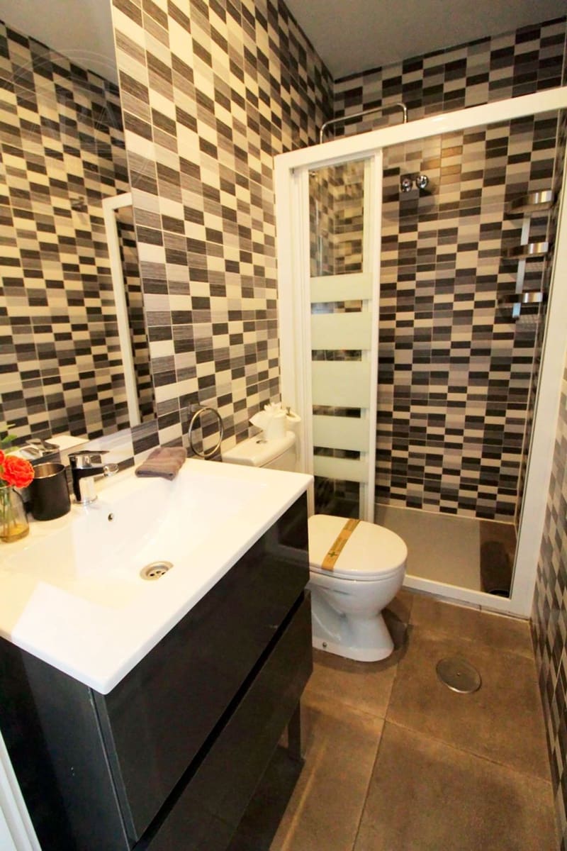 2 soveværelse Byhus til salg i La Reserva med swimmingpool garage - € 310.000 (Ref: 9629614)