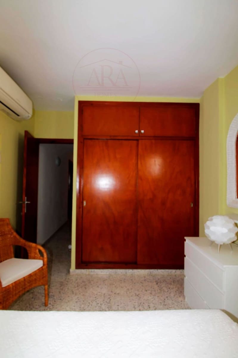 3 sovrum Lägenhet att hyra i Fuengirola med garage - 900 € (Ref: 9676770)