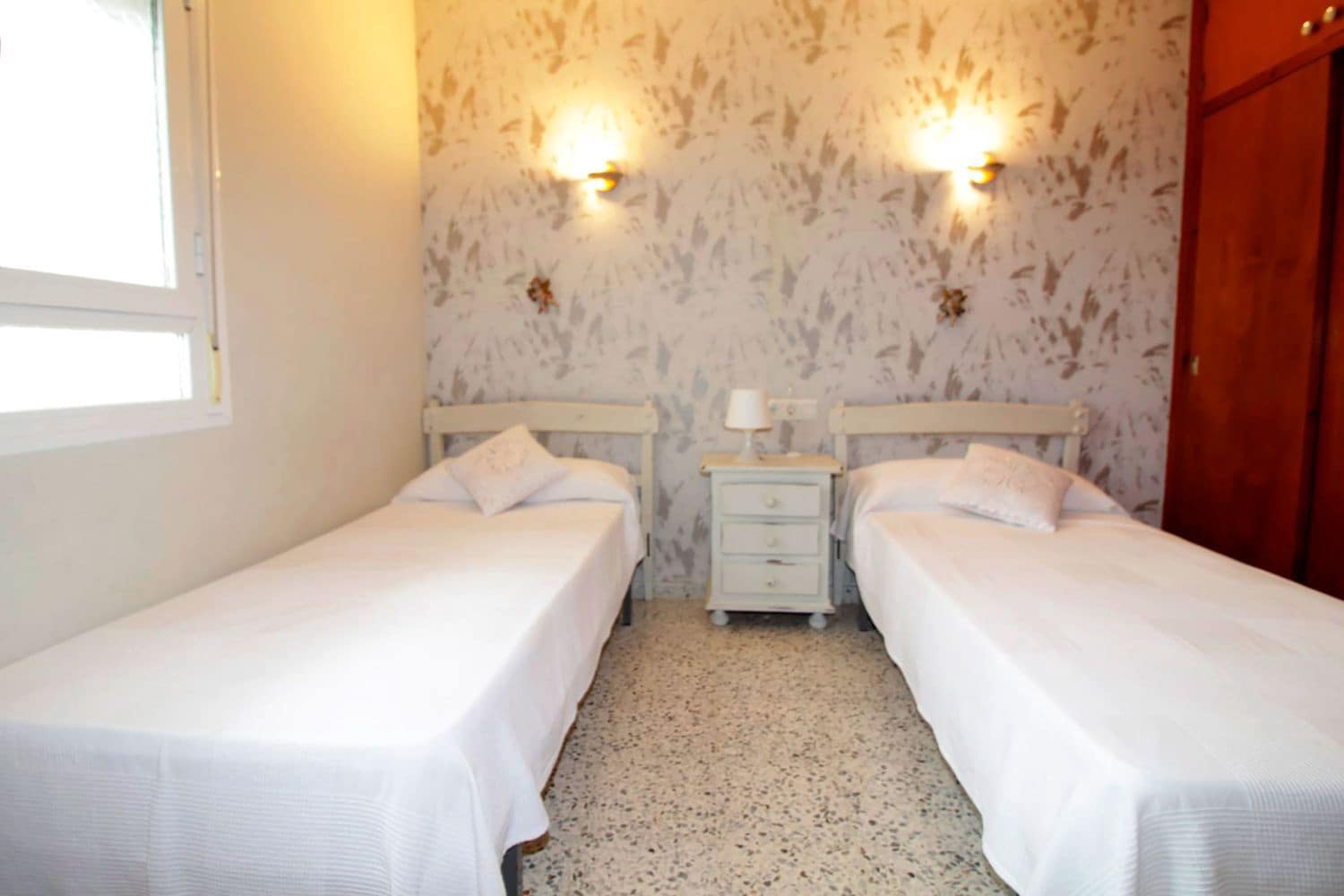 3 sovrum Lägenhet att hyra i Fuengirola med garage - 900 € (Ref: 9676770)