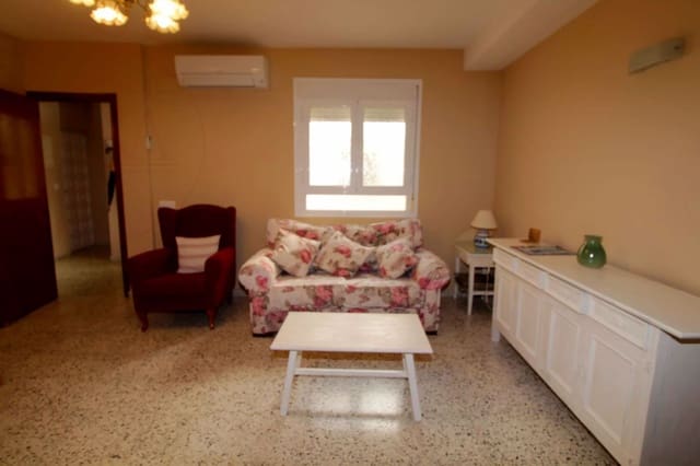 3 sovrum Lägenhet att hyra i Zona Puerto Deportivo, Fuengirola med garage - 900 € (Ref: 9676770)