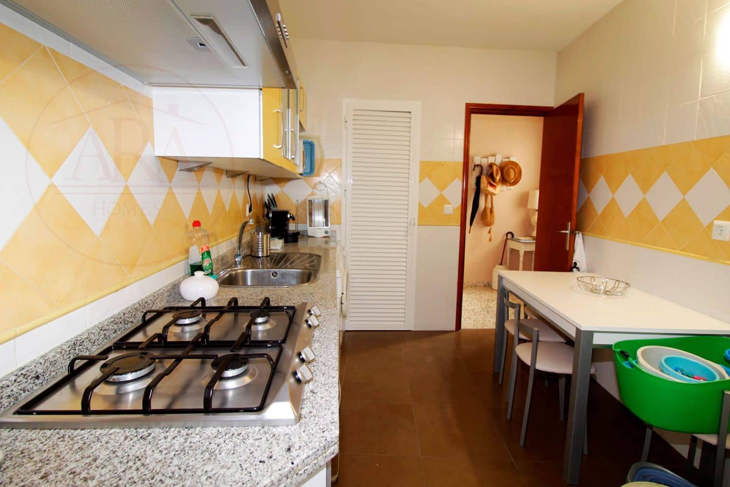 3 sovrum Lägenhet att hyra i Fuengirola med garage - 900 € (Ref: 9676770)