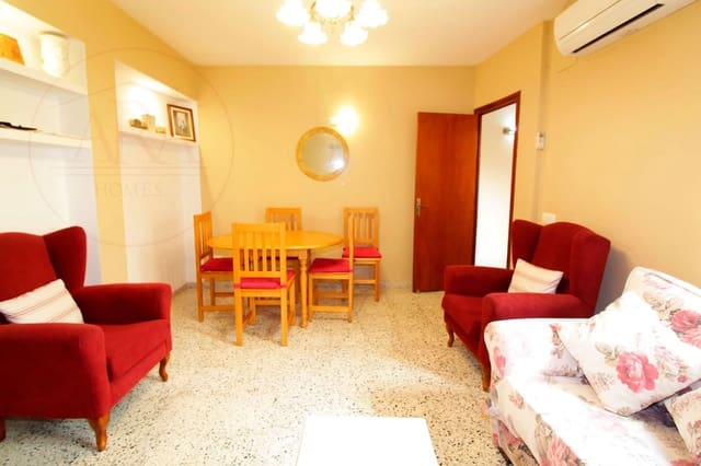 3 sovrum Lägenhet att hyra i Zona Puerto Deportivo, Fuengirola med garage - 900 € (Ref: 9676770)