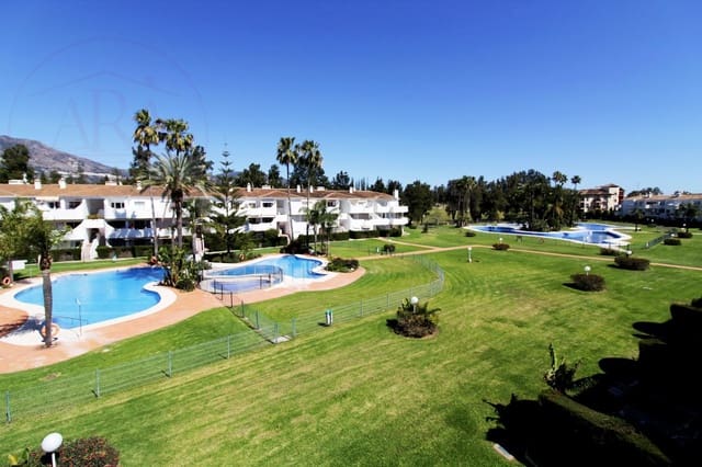 2 quarto Apartamento para venda em Las Lagunas de Mijas, Mijas com piscina garagem - 280 000 € (Ref: 9694695)