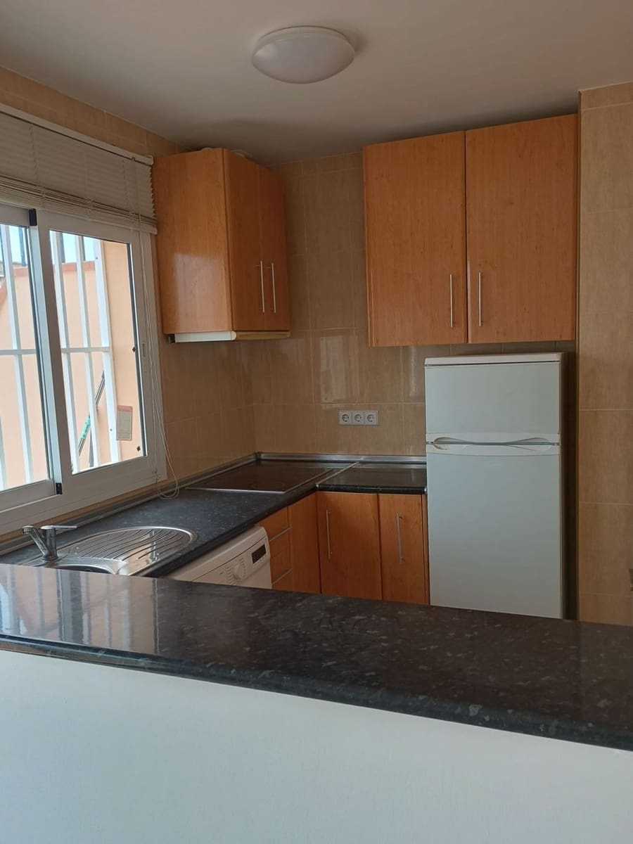 2 quarto Apartamento para arrendar em Las Lagunas de Mijas com garagem - 1 200 € (Ref: 9798523)