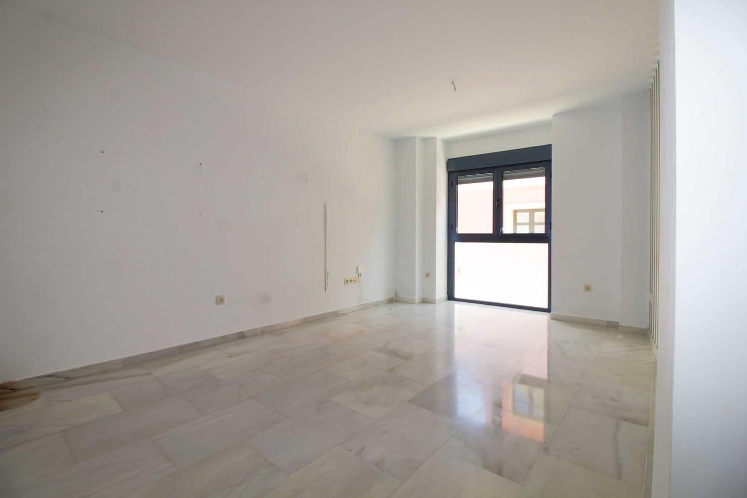 2 makuuhuone Huoneisto vuokrattavana paikassa Fuengirola mukana 
autotalli - 1 200 € (Ref: 9806076)