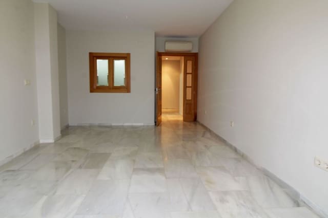 2 makuuhuone Huoneisto vuokrattavana paikassa Zona Puerto Deportivo, Fuengirola mukana 
autotalli - 1 200 € (Ref: 9806076)