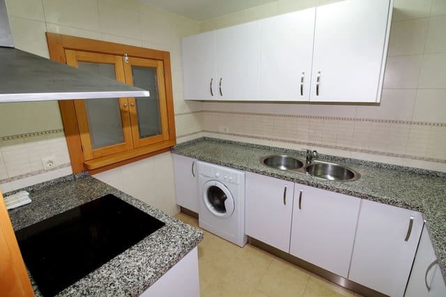 2 makuuhuone Huoneisto vuokrattavana paikassa Zona Puerto Deportivo, Fuengirola mukana 
autotalli - 1 200 € (Ref: 9806076)