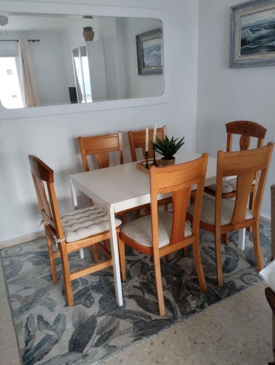 2 soverom Leilighet til leie i Fuengirola med garasje - € 1 300 (Ref: 9815476)